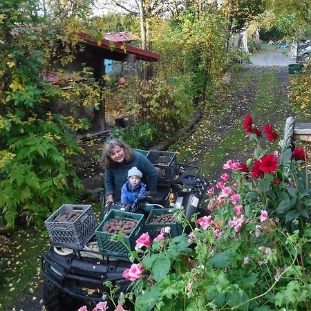Brigitte'S Bavarian Bed Und Breakfast Millers Landing Екстер'єр фото