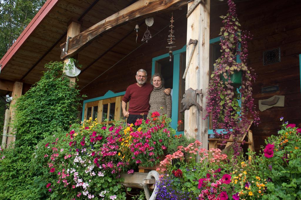 Brigitte'S Bavarian Bed Und Breakfast Millers Landing Екстер'єр фото