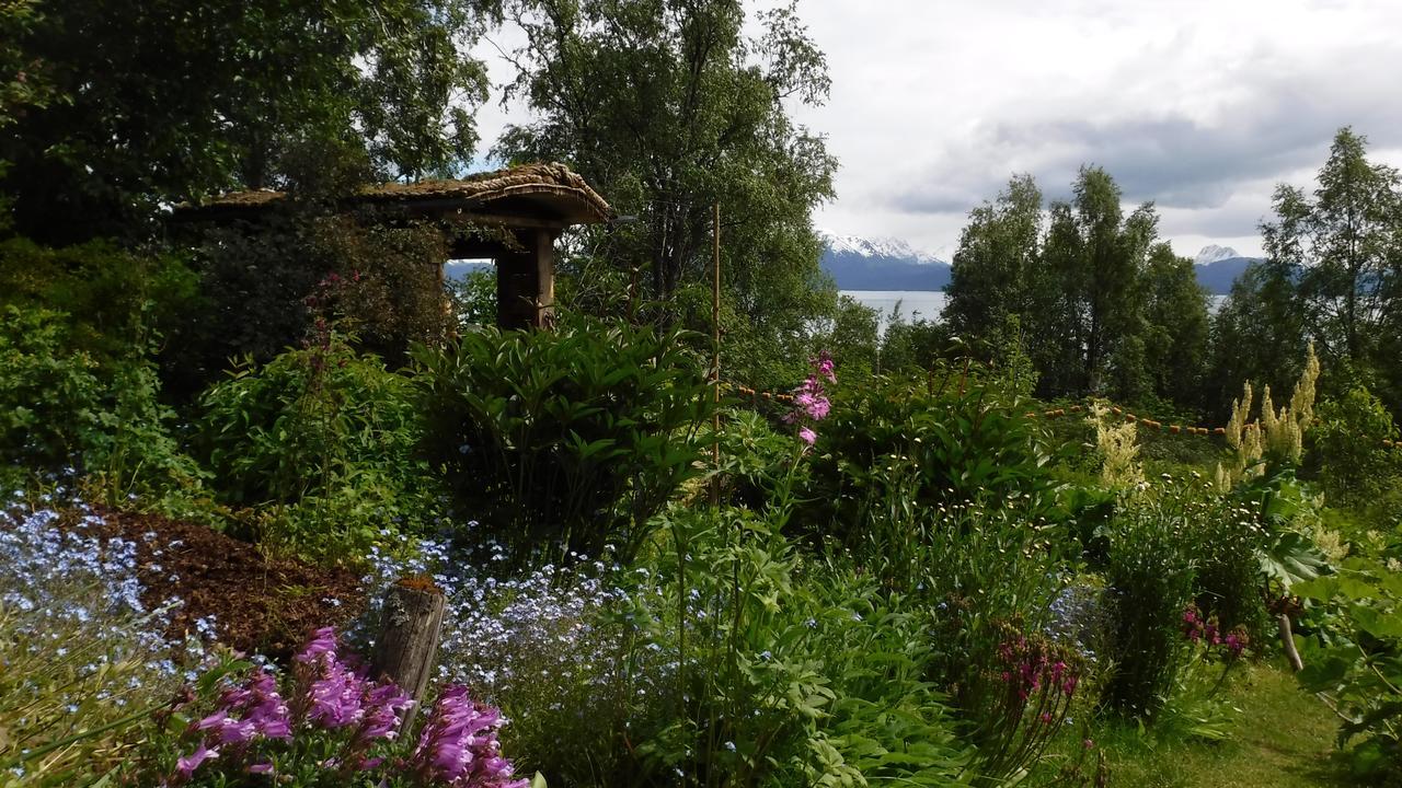 Brigitte'S Bavarian Bed Und Breakfast Millers Landing Екстер'єр фото